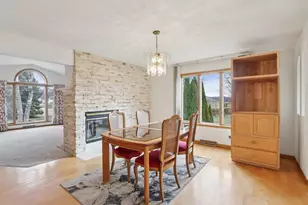 620 E Ogden St, Jefferson, WI 53549 - Photo 9