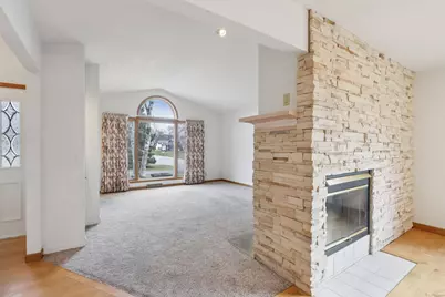 620 E Ogden St, Jefferson, WI 53549 - Photo 5