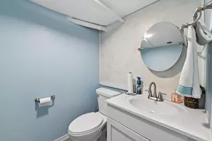 9826 W Menomonee Park Ct, Milwaukee, WI 53225 - Photo 31