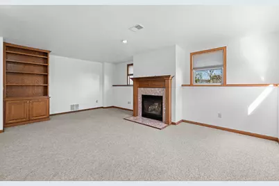 6814  Diane Dr, Newburg, WI 53090 - Photo 13