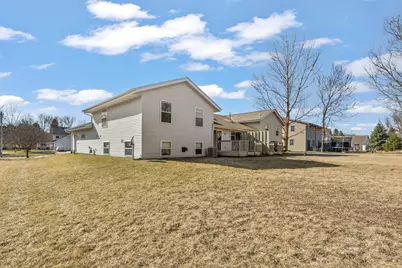 6814  Diane Dr, Newburg, WI 53090 - Photo 3