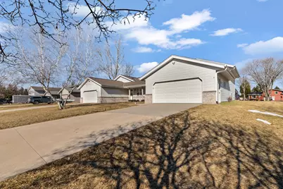 6814  Diane Dr, Newburg, WI 53090 - Photo 3