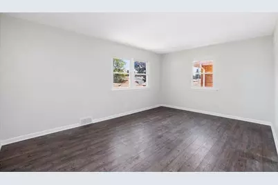 3308 S 26th St #3, Milwaukee, WI 53215 - Photo 3