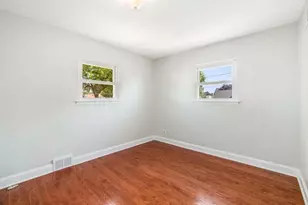 3308 S 26th St, Milwaukee, WI 53215 - Photo 5