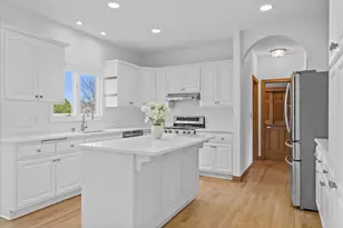 N31W7296 Lincoln Blvd, Cedarburg, WI 53012 - Photo 5