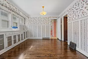 3353 S Indiana Ave, Milwaukee, WI 53207 - Photo 9