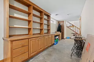 3353 S Indiana Ave, Milwaukee, WI 53207 - Photo 17