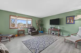 2558 N Green Bay Rd, Racine, WI 53406 - Photo 13