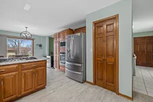 2558 N Green Bay Rd, Racine, WI 53406 - Photo 5