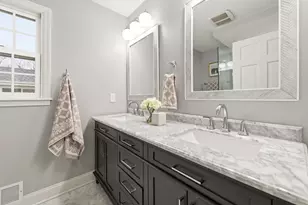 800 E Hermitage Rd, Bayside, WI 53217 - Photo 33