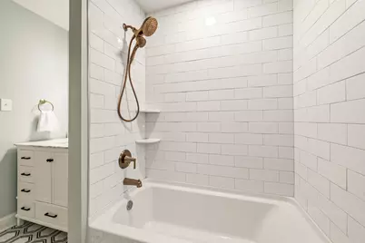 800 E Hermitage Rd, Bayside, WI 53217 - Photo 43