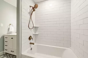 800 E Hermitage Rd, Bayside, WI 53217 - Photo 43