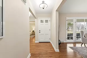 800 E Hermitage Rd, Bayside, WI 53217 - Photo 3