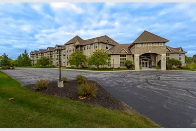 230  Hilldale Dr #1304, Hartford, WI 53027 - Photo 33