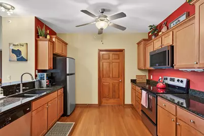 230  Hilldale Dr #1304, Hartford, WI 53027 - Photo 5