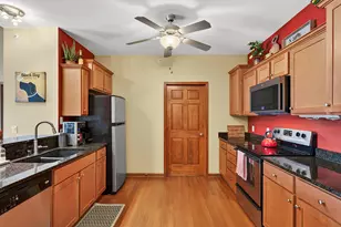 230 Hilldale Dr, Hartford, WI 53027 - Photo 5