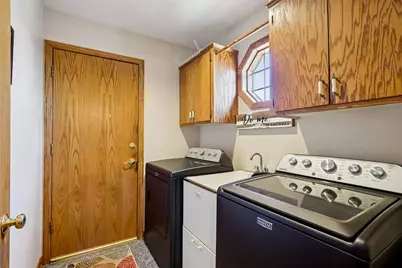 W142N10472  Magnolia Dr, Germantown, WI 53022 - Photo 13