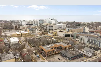 2025 E Greenwich Ave #201, Milwaukee, WI 53211 - Photo 21