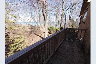 3200 E Hampshire St, Milwaukee, WI 53211 - Photo 27