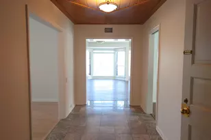 3200 E Hampshire St, Milwaukee, WI 53211 - Photo 5