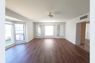 3200 E Hampshire St, Milwaukee, WI 53211 - Photo 3