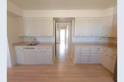 3200 E Hampshire St, Milwaukee, WI 53211 - Photo 17