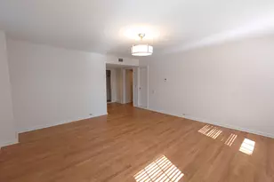 3200 E Hampshire St, Milwaukee, WI 53211 - Photo 13