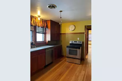 2836 N Richards St, Milwaukee, WI 53212 - Photo 11