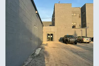 2324 W State St, Milwaukee, WI 53233 - Photo 3