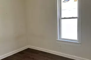 2441 N 1st St, Milwaukee, WI 53212 - Photo 11