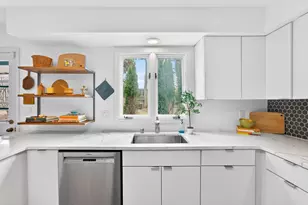 3111 E Hampshire St, Milwaukee, WI 53211 - Photo 17