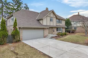 3111 E Hampshire St, Milwaukee, WI 53211 - Photo 3