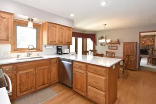 4203 W Tumble Creek Ct, Franklin, WI 53132 - Photo 13