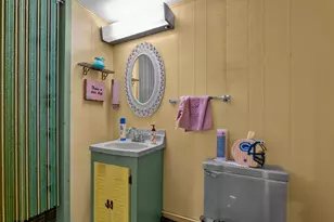 1702 S 25th St, Manitowoc, WI 54220 - Photo 23