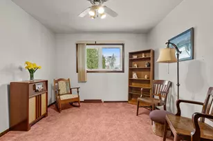 1702 S 25th St, Manitowoc, WI 54220 - Photo 13