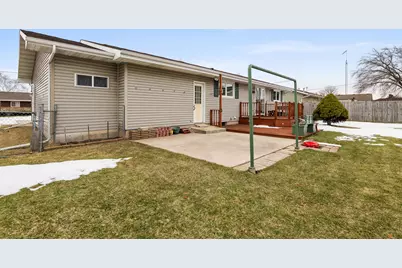 1702 S 25th St, Manitowoc, WI 54220 - Photo 29