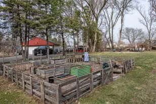 606 S Cogswell Dr, Salem Lakes, WI 53170 - Photo 33