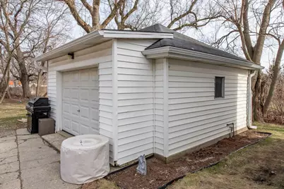 606 S Cogswell Dr, Silver Lake, WI 53170 - Photo 17