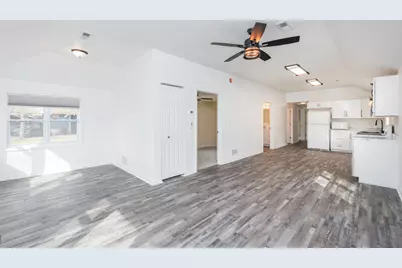 606 S Cogswell Dr, Silver Lake, WI 53170 - Photo 5