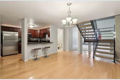 270 E Highland Ave #223, Milwaukee, WI 53202 - Photo 9