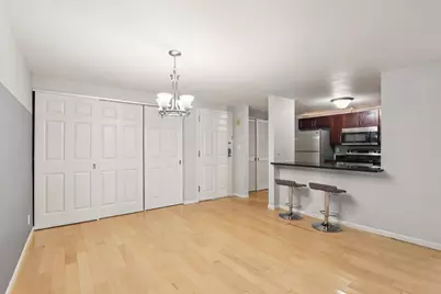 270 E Highland Ave #223, Milwaukee, WI 53202 - Photo 5