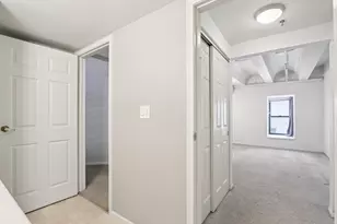 270 E Highland Ave, Milwaukee, WI 53202 - Photo 19