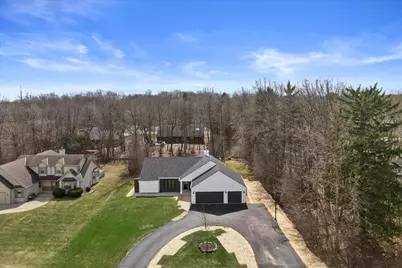 5155 W County Line Rd, Brown Deer, WI 53223 - Photo 23