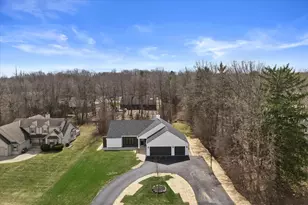 5155 W County Line Rd, Brown Deer, WI 53223 - Photo 23