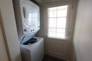 3222 E Hampshire St, Milwaukee, WI 53211 - Photo 29