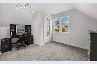 224 W Martin Ln, Milwaukee, WI 53207 - Photo 17