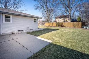 6968 W Tesch Ave, Milwaukee, WI 53220 - Photo 23