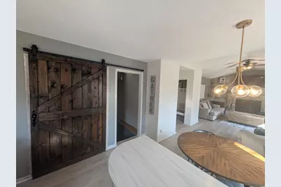 121  Evergreen Dr, Delavan, WI 53115 - Photo 5