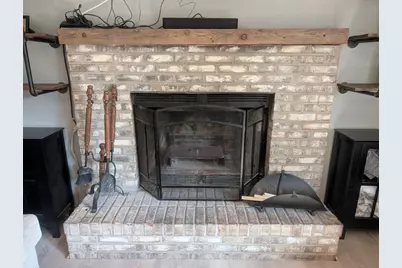 121  Evergreen Dr, Delavan, WI 53115 - Photo 9