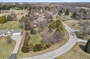 4413 Magna Vista Dr, Jackson, WI 53037 - Photo 41